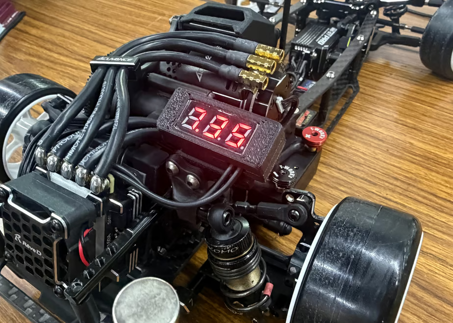 XRC RDX MC3 電圧計ステー